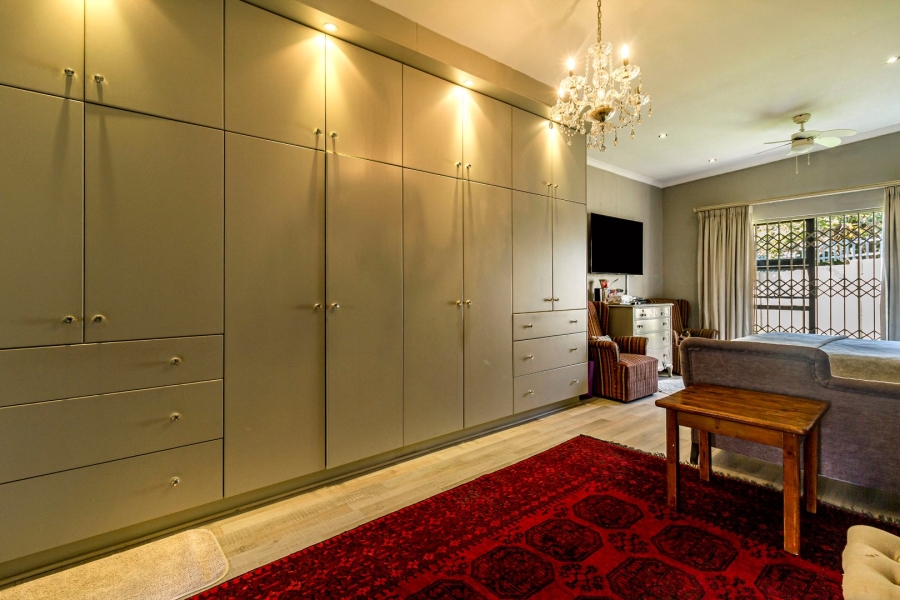 8 Bedroom Property for Sale in Helderberg Estate Western Cape